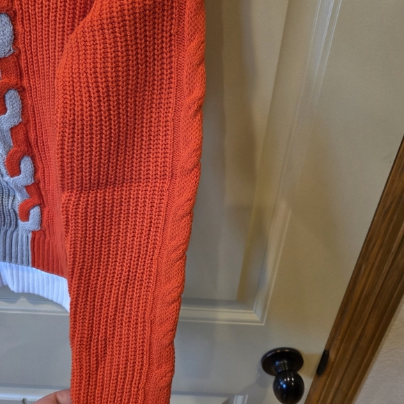 Girls Nordstrom Treasure And Bond Sweater  High Low Hem Crew Neck M Color Block - Picture 4 of 15